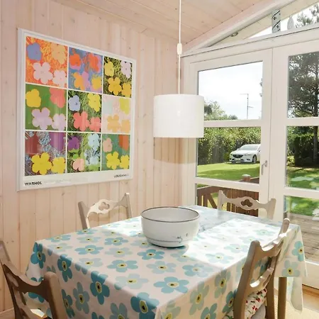 Three-bedroom Holiday In Gedser
