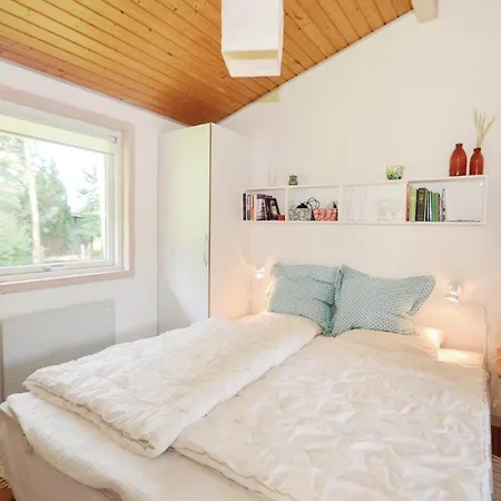 Hébergement de vacances Three-bedroom Holiday In *