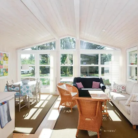 Three-bedroom Holiday In