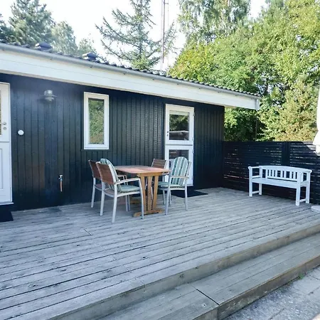 Three-bedroom Holiday In